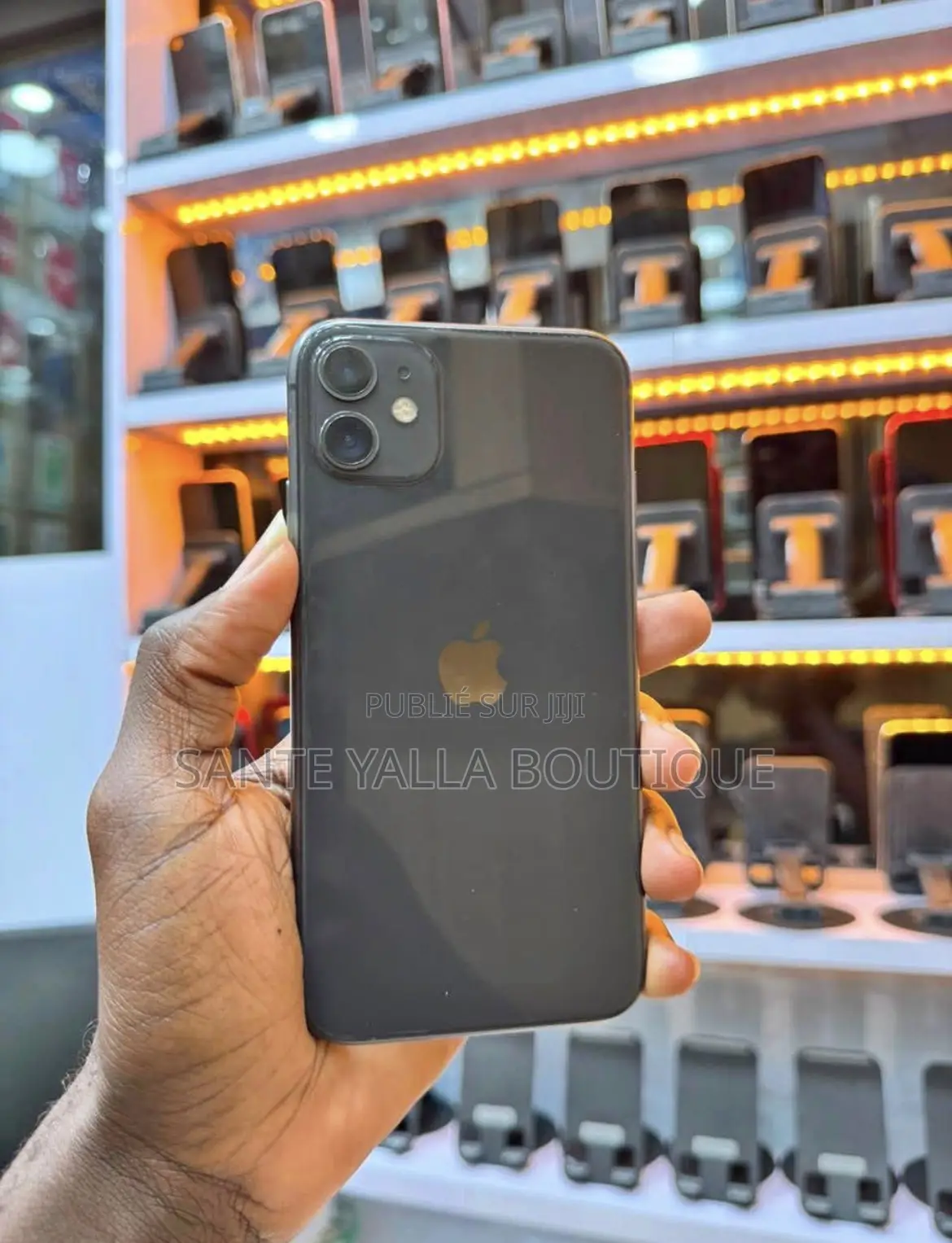 Nouveau Apple iPhone 11 128 GB Noir