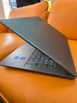 Nouveau Ordinateur portable HP Envy 17t 64GB Intel Core Ultra 7 SSD 2T