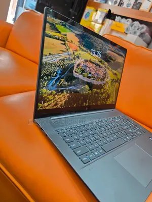 Nouveau Ordinateur portable HP Envy 17t 64GB Intel Core Ultra 7 SSD 2T