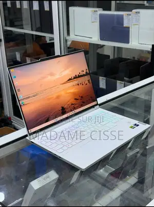 Nouveau Lenovo Legion 7 32GB Intel Core i9 SSD 512GB