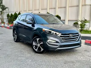 Hyundai Tucson Sport AWD 2016 Gris
