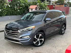Hyundai Tucson Sport AWD 2016 Gris
