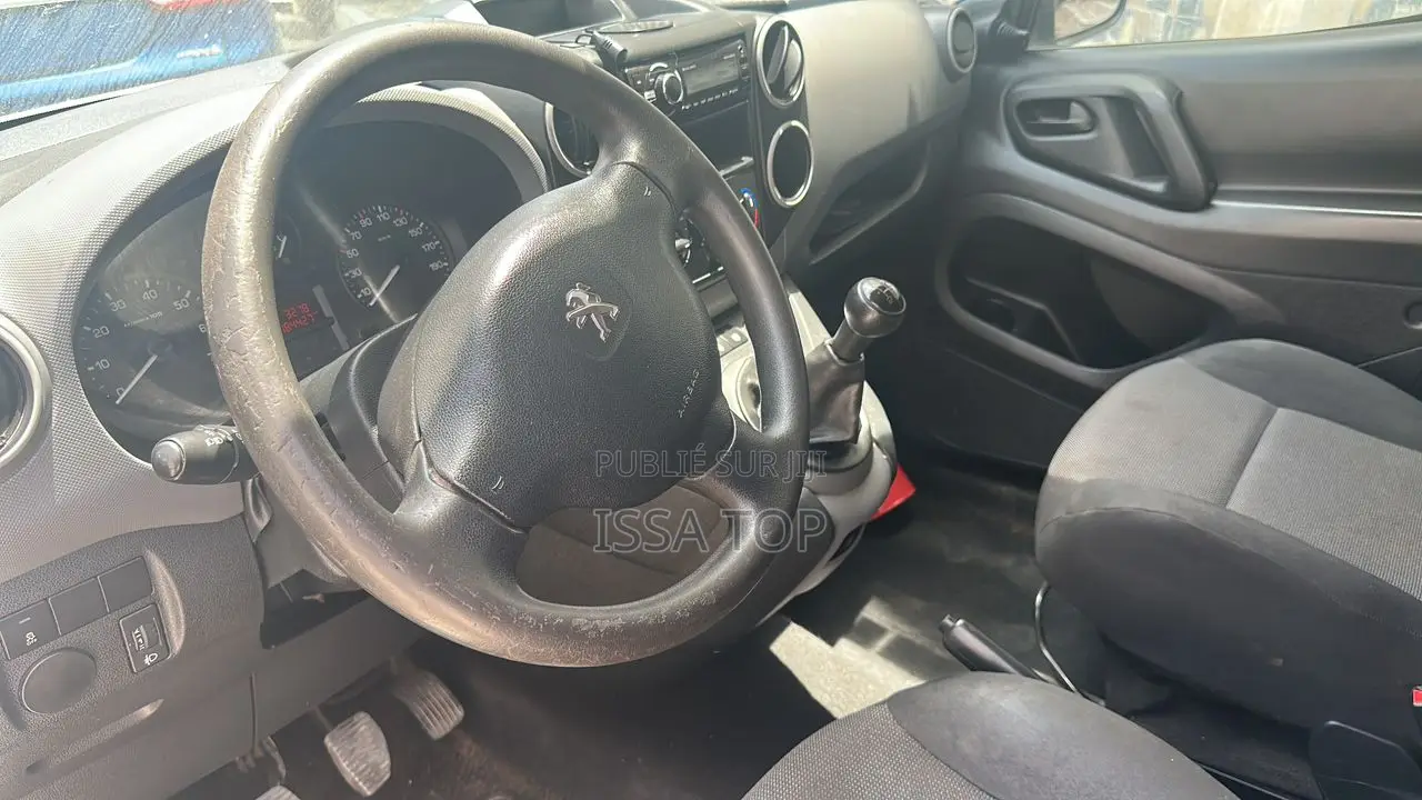 Peugeot Partenaire 2017 Blanc