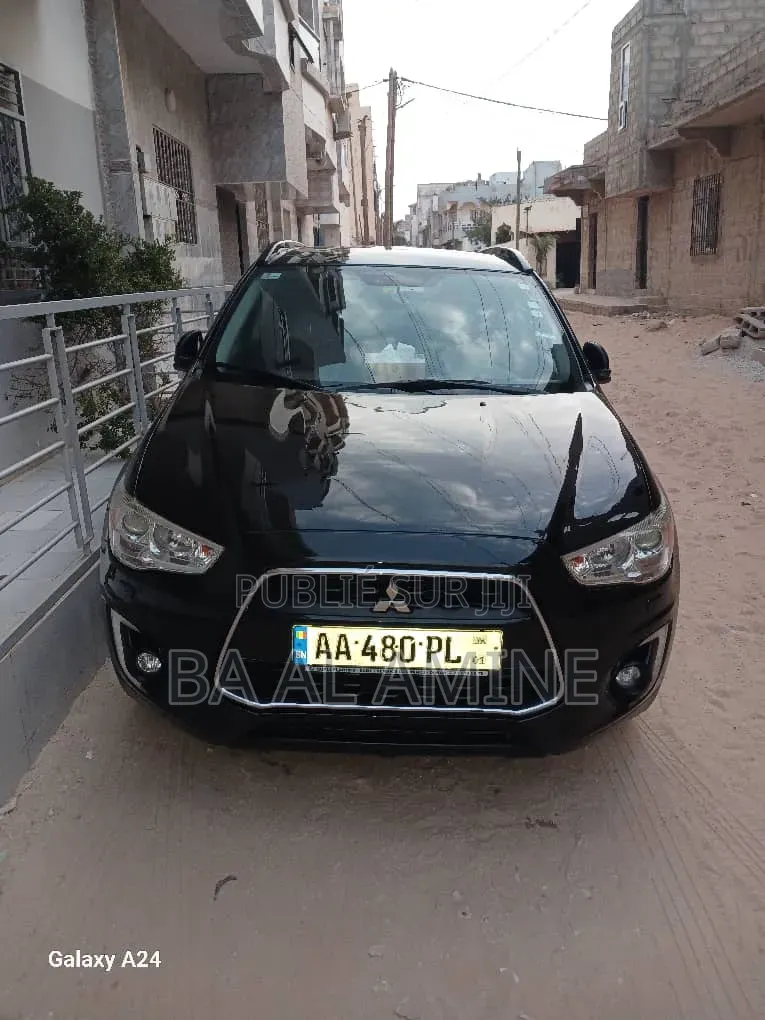 Mitsubishi RVR 2016 Noir