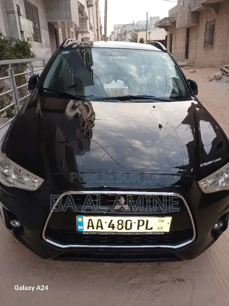 Mitsubishi RVR 2016 Noir