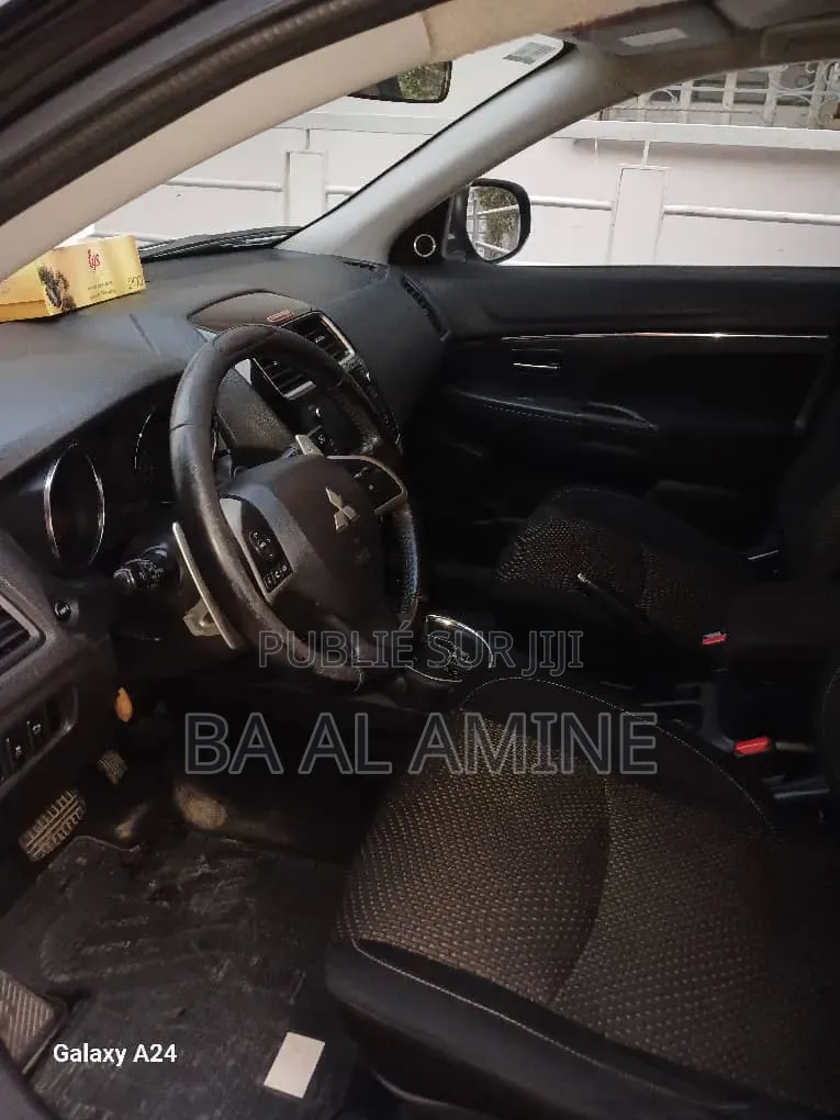 Mitsubishi RVR 2016 Noir