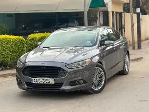 Ford Fusion 2015 Gris