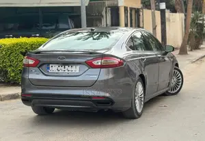 Ford Fusion 2015 Gris