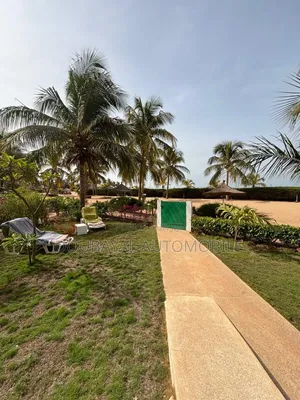 Meublé 4chbre Villa dans Mbur Saly, Thiès Sud à Vendre