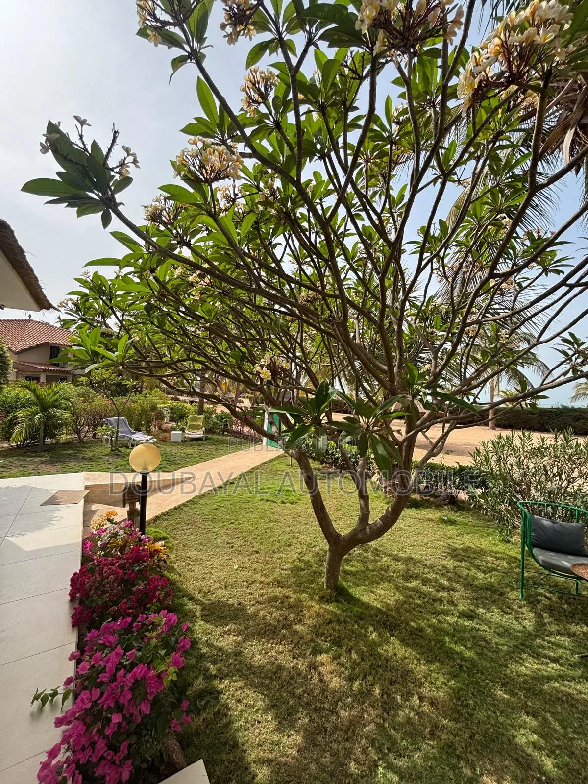 Meublé 4chbre Villa dans Mbur Saly, Thiès Sud à Vendre