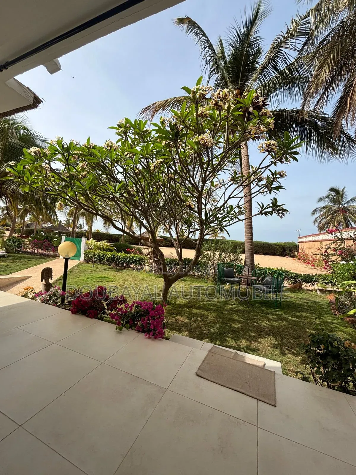 Meublé 4chbre Villa dans Mbur Saly, Thiès Sud à Vendre