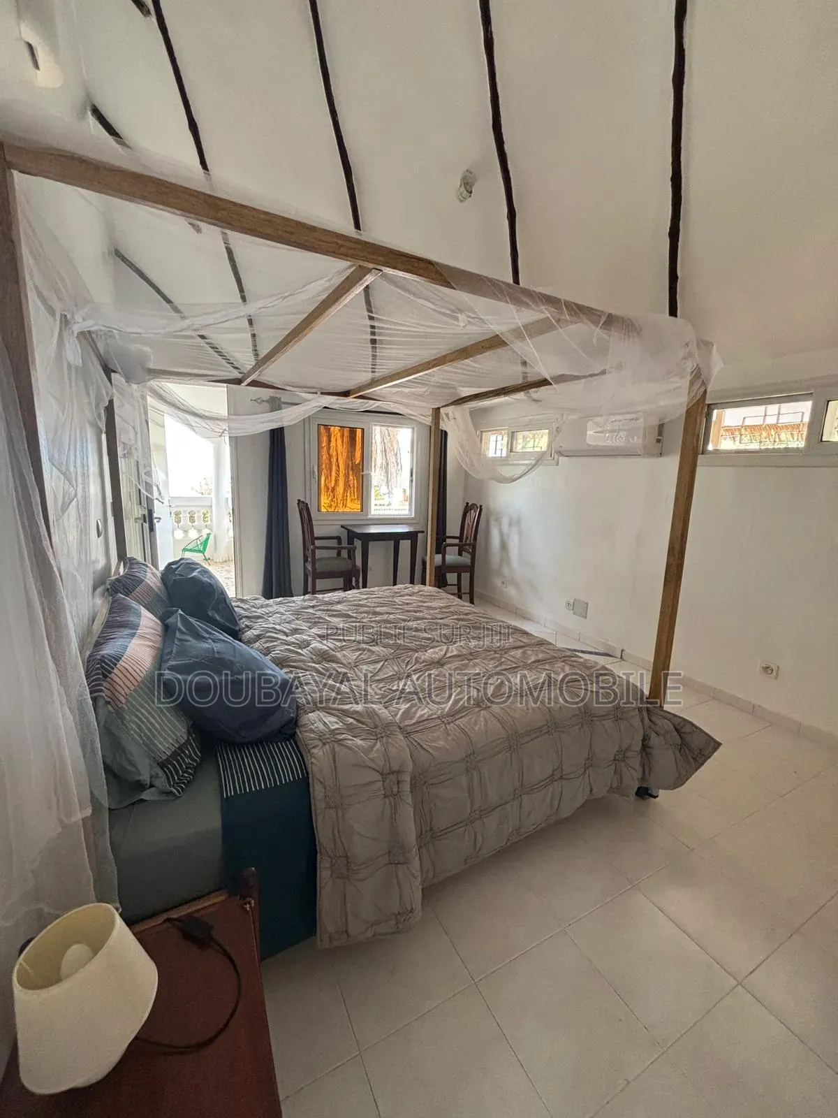 Meublé 4chbre Villa dans Mbur Saly, Thiès Sud à Vendre