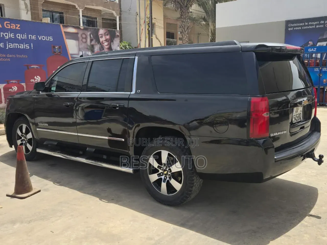Chevrolet Suburban 2017 Noir