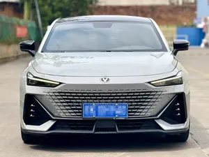 Changan UNI-V 2022 Gris
