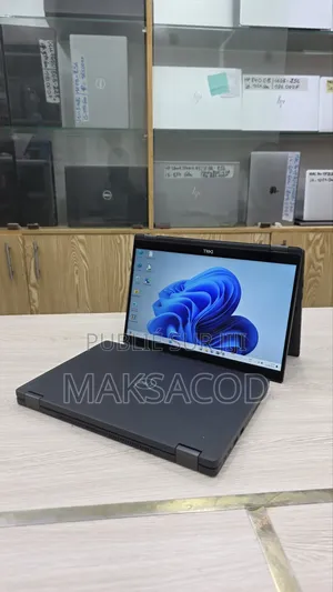 Ordinateur portable Dell Latitude 7389 16GB Intel Core i7 SSD 256GB