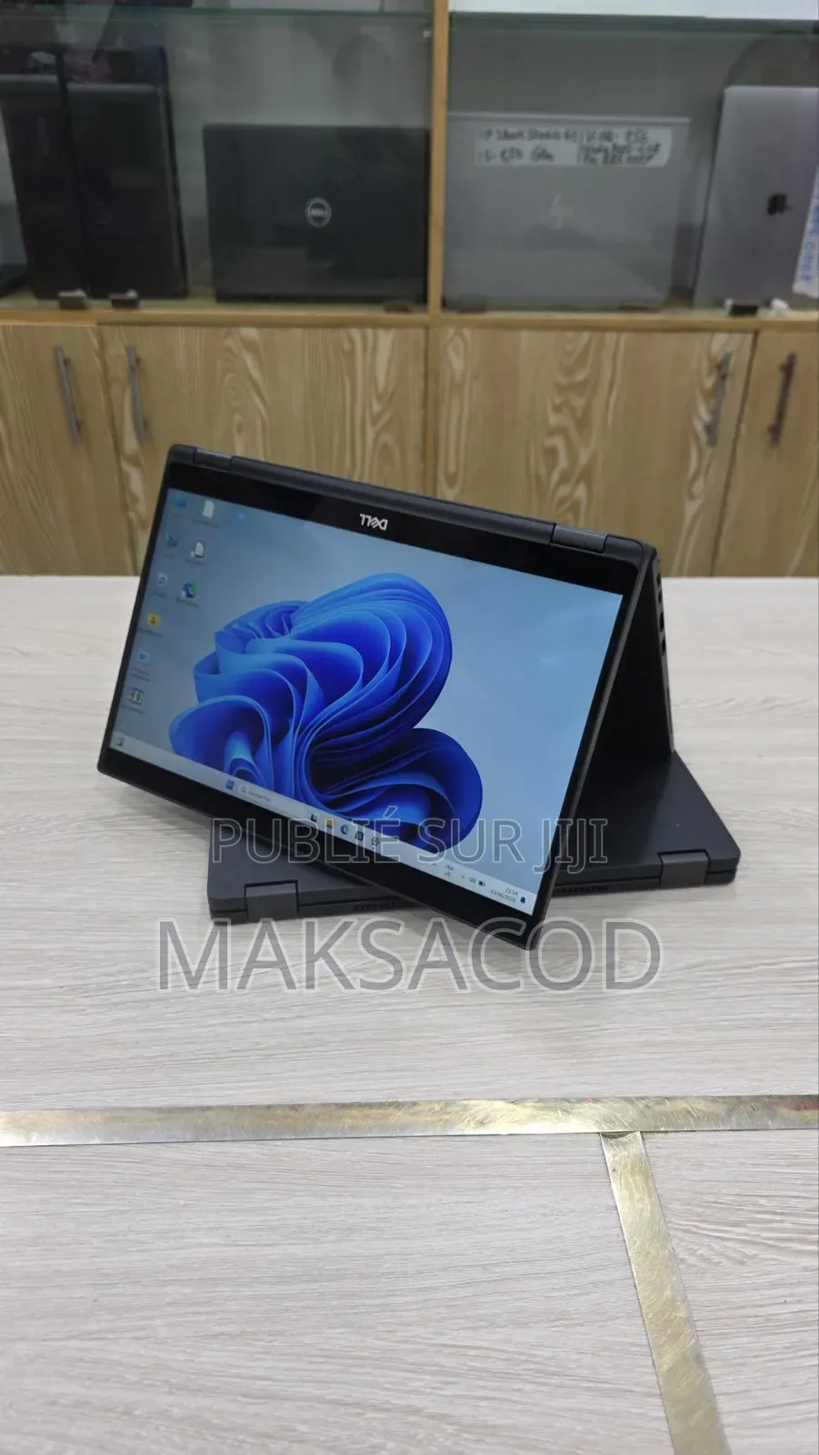 Ordinateur portable Dell Latitude 7389 16GB Intel Core i7 SSD 256GB