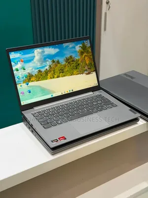 Nouveau Lenovo Thinkbook 14 16GB AMD Ryzen 3 SSD 256GB