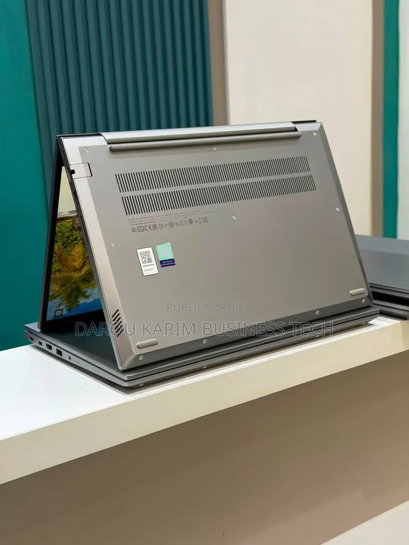 Nouveau Lenovo Thinkbook 14 16GB AMD Ryzen 3 SSD 256GB