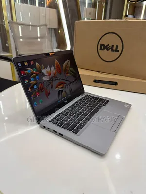Nouveau Dell Latitude 5310 16GB Intel Core i7 SSD 512GB