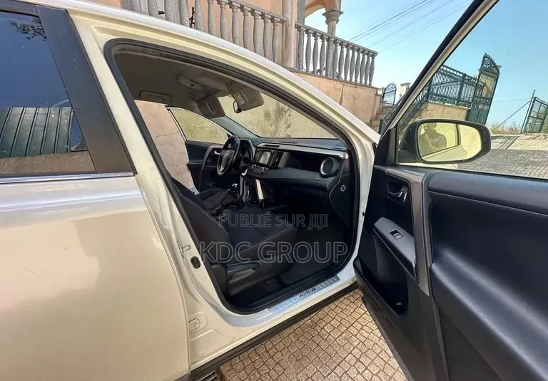 Toyota RAV4 2016 Autre