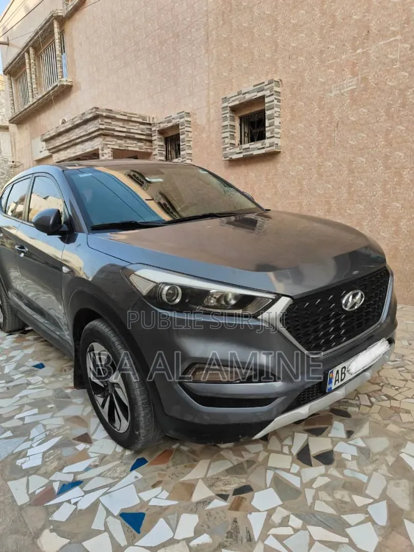Hyundai Tucson 2017 Gris