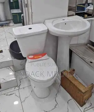 Chaise Anglais Et Lavabo Ensemble