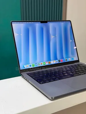 Nouveau Apple MacBook Pro 2021 M1 Max 32GB Apple M1 Max SSD 1T
