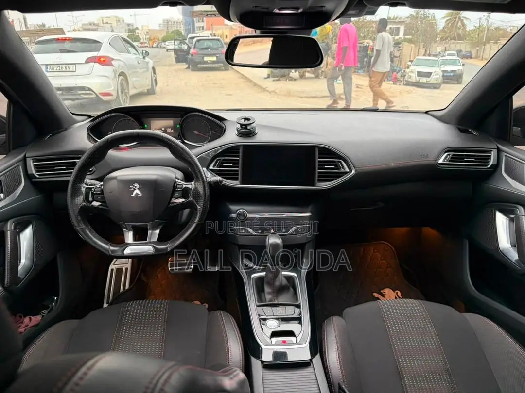 Peugeot 308 2017 Gris