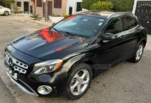 Mercedes-Benz GLA 250 2018 Autre