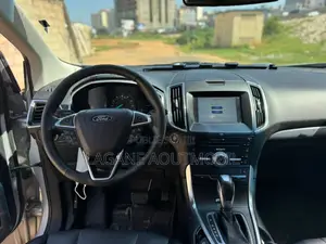 Ford Edge Titanium AWD 2018 Gris