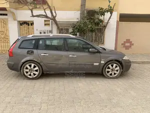 Renault Megane 1.6 Expression 2008 Gris