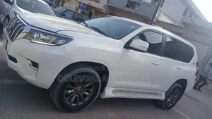 Toyota Land Cruiser Prado 2017 Blanc