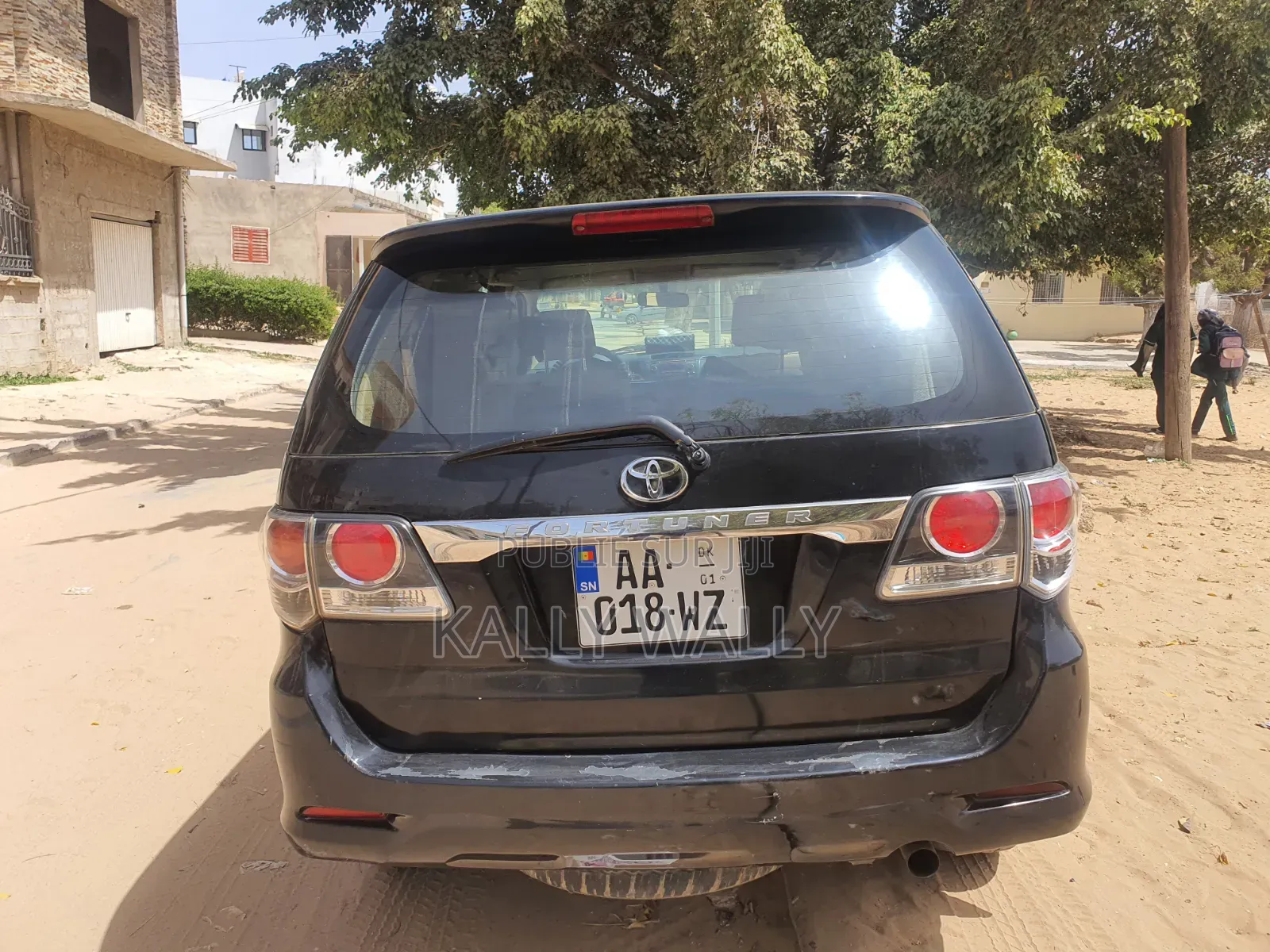 Toyota Fortuner 2016 Noir Mat