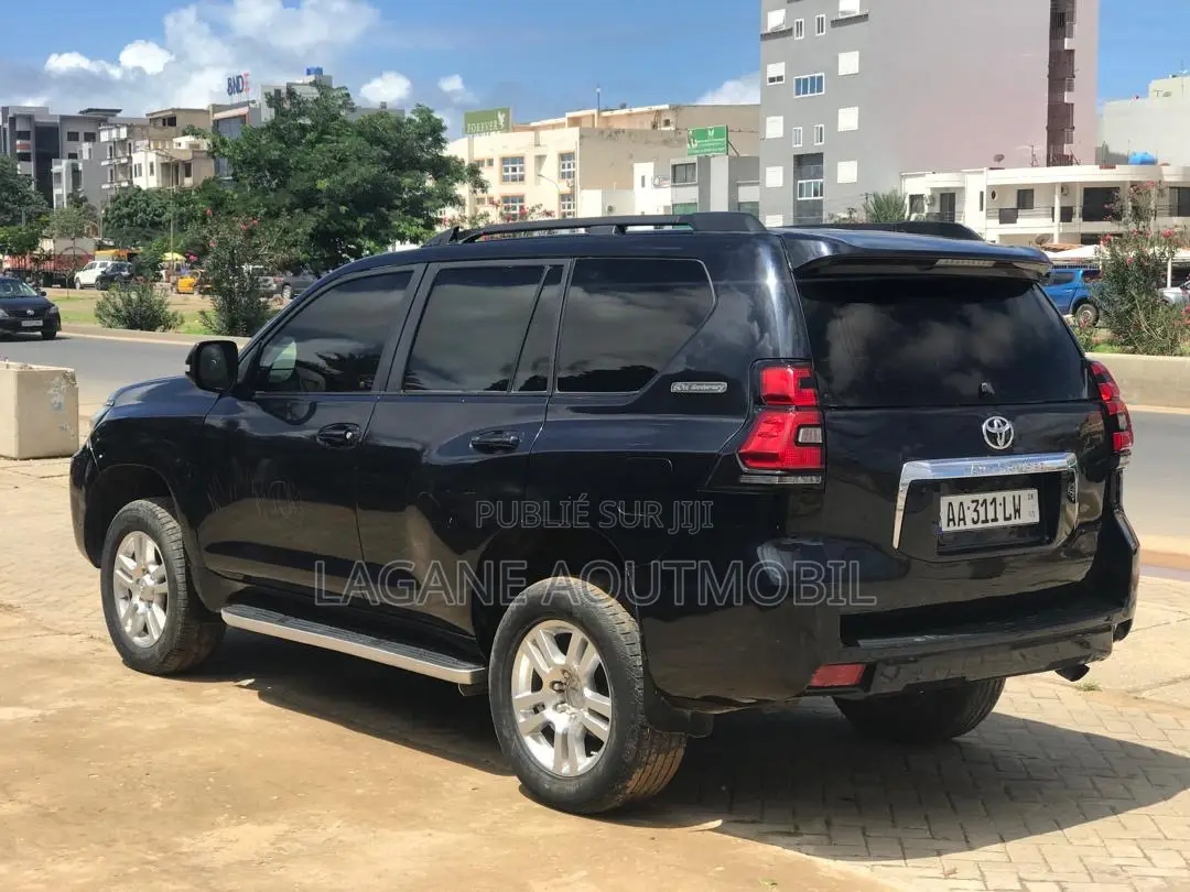 Toyota Land Cruiser Prado 2.8 D-4D 2014 Noir