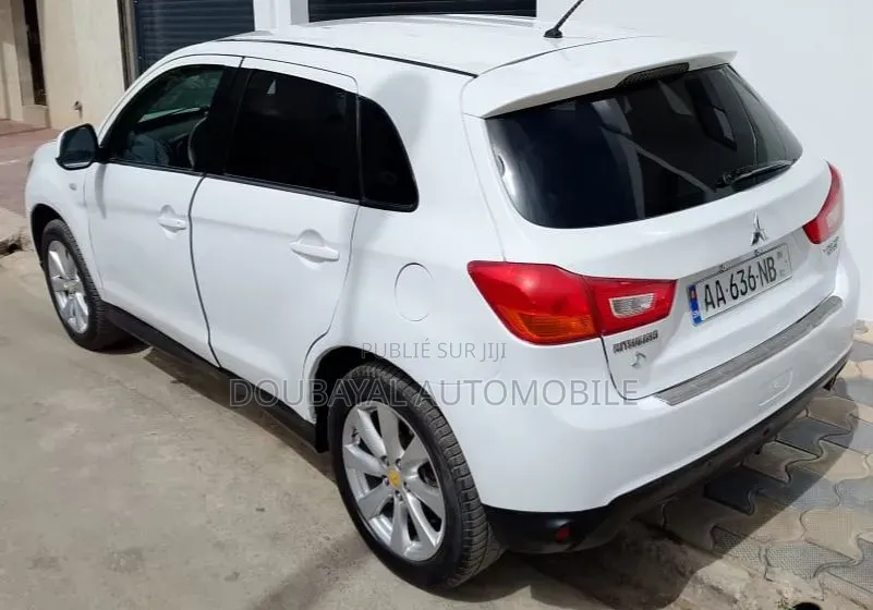 Mitsubishi RVR 2015 Blanc