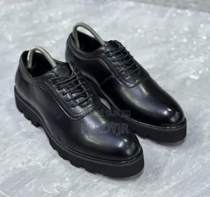 Cuir Noir Chaussures De Ville Boss