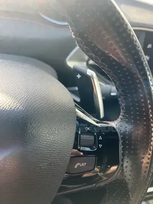 Peugeot 308 2018 Bleu