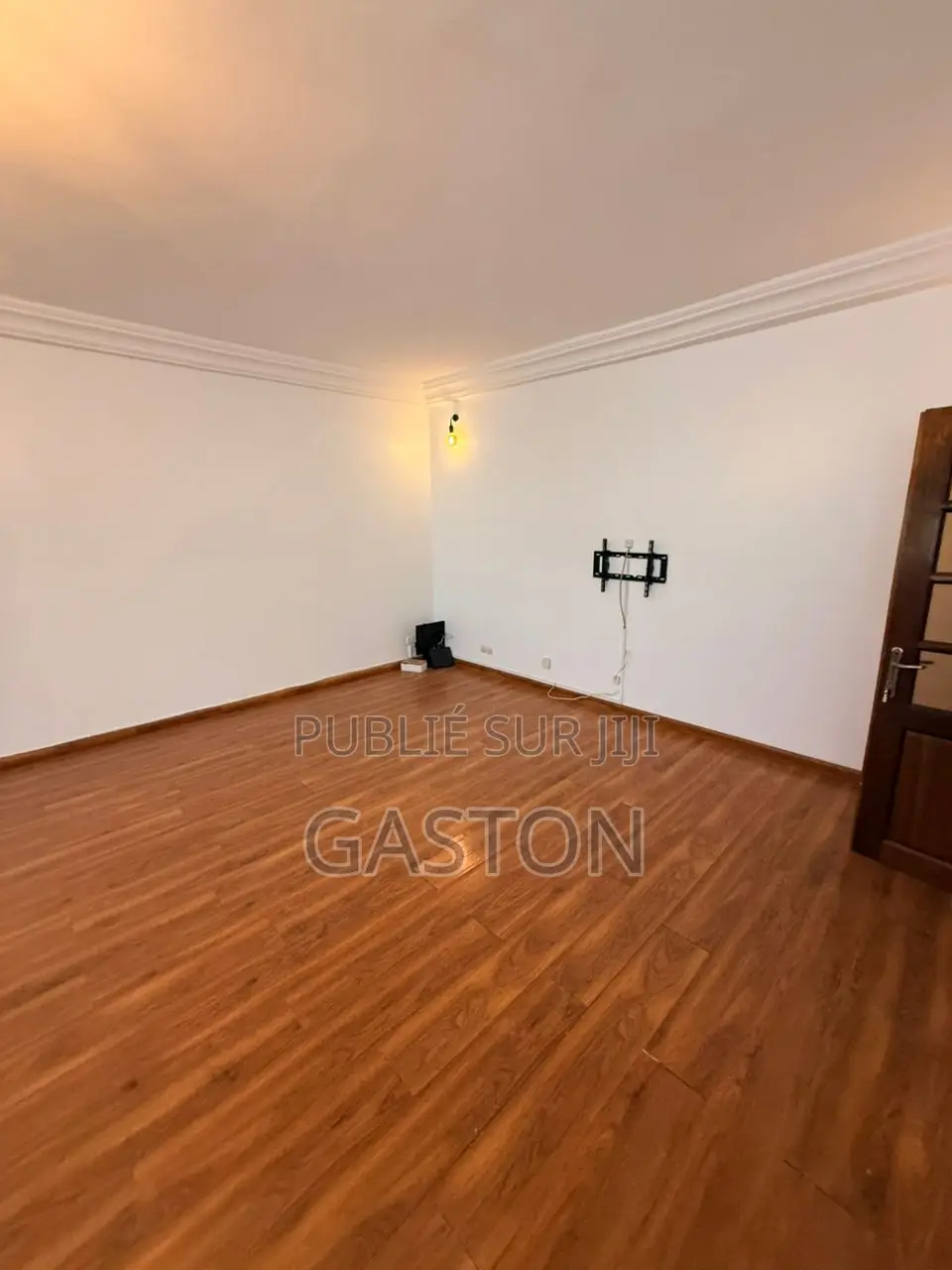 3chbre Appartement dans Katos Immo, Grand Yoff à Vendre