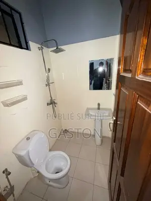 3chbre Appartement dans Katos Immo, Grand Yoff à Vendre