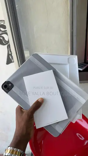Nouveau Apple iPad Air 11 (2024) 1 TB Noir