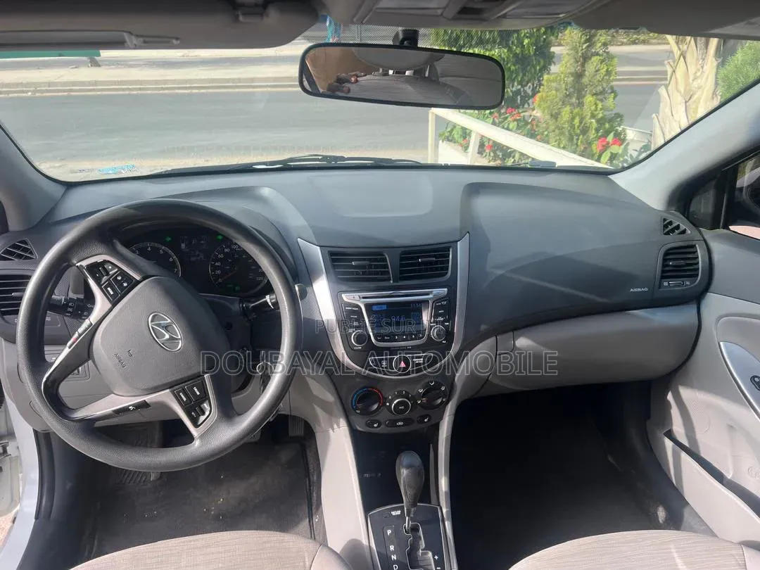 Hyundai Accent 2016 Blanc