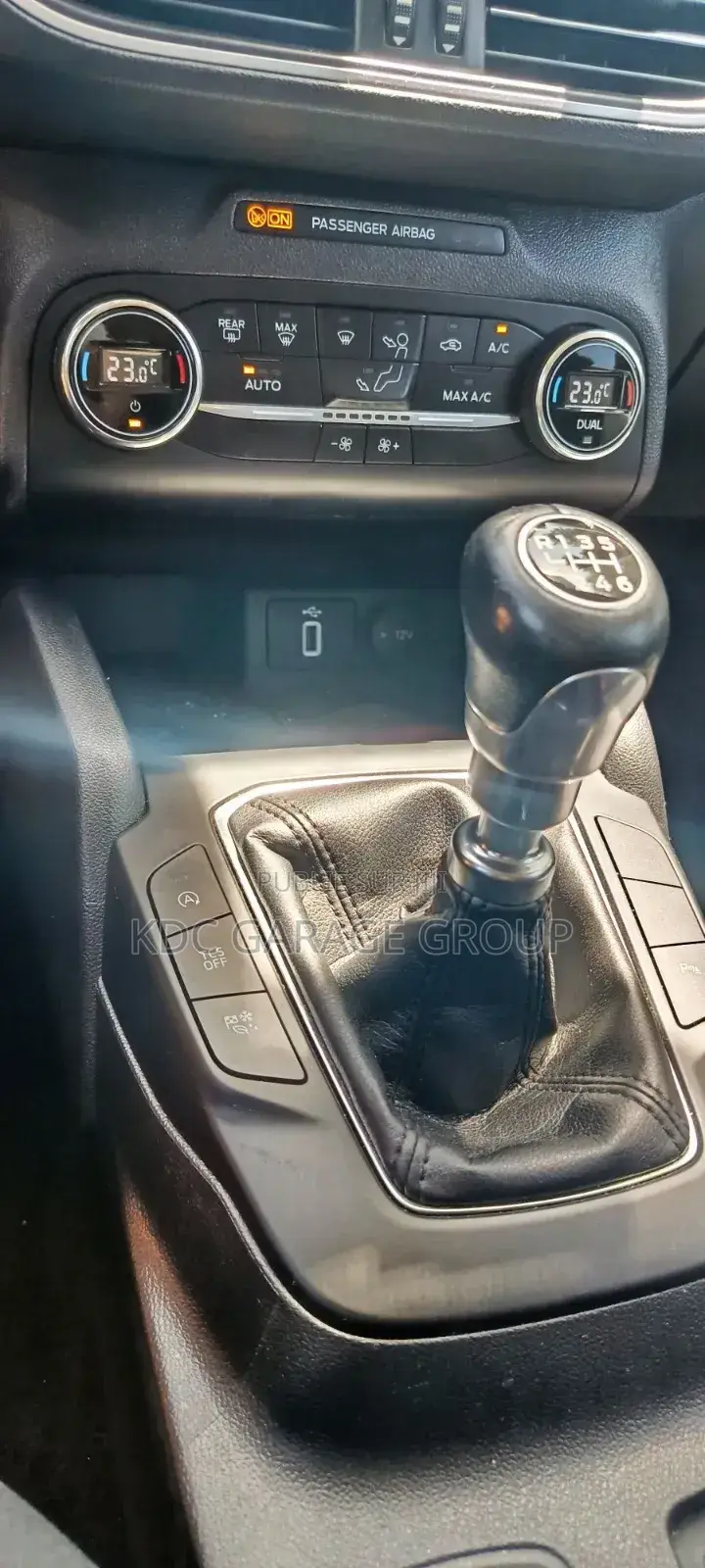 Ford Focus 2019 Gris