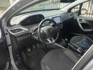 Peugeot 2008 2016 Gris