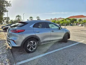 Kia Ceed 2024 Gris