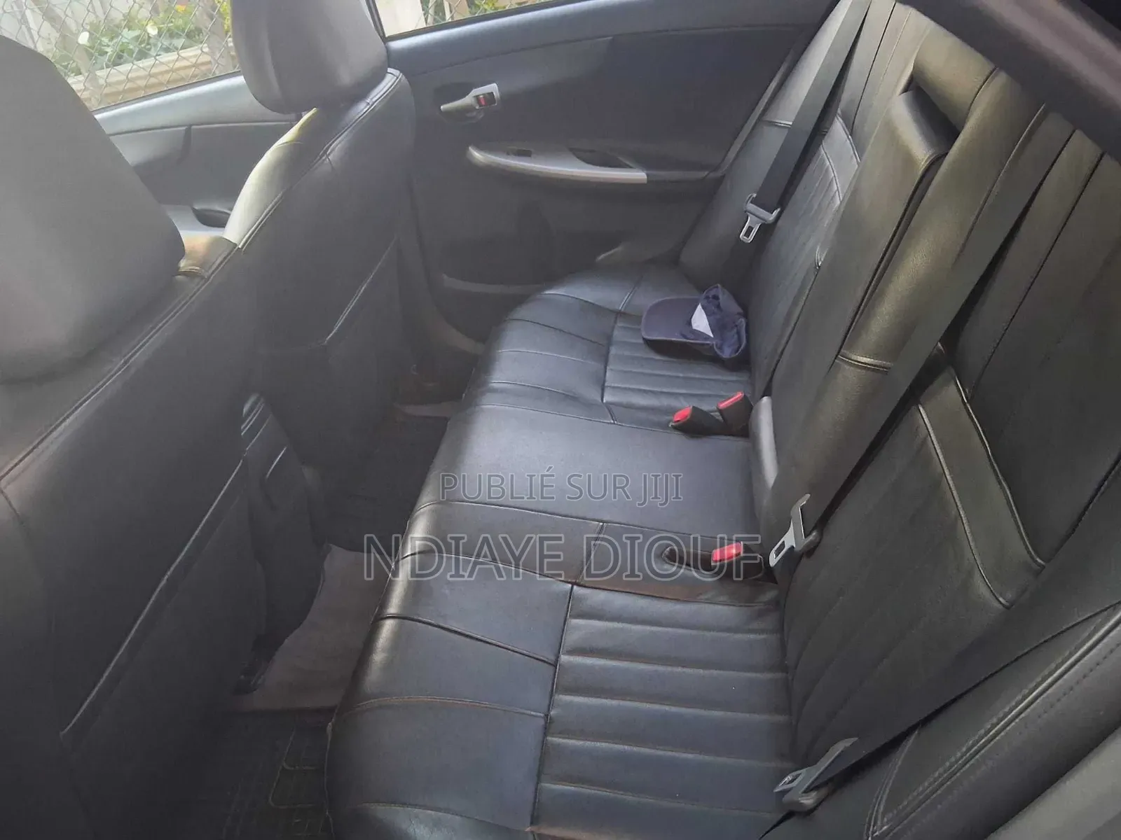 Toyota Corolla LE 4dr Sedan (1.8L 4cyl 4A) 2010 Noir