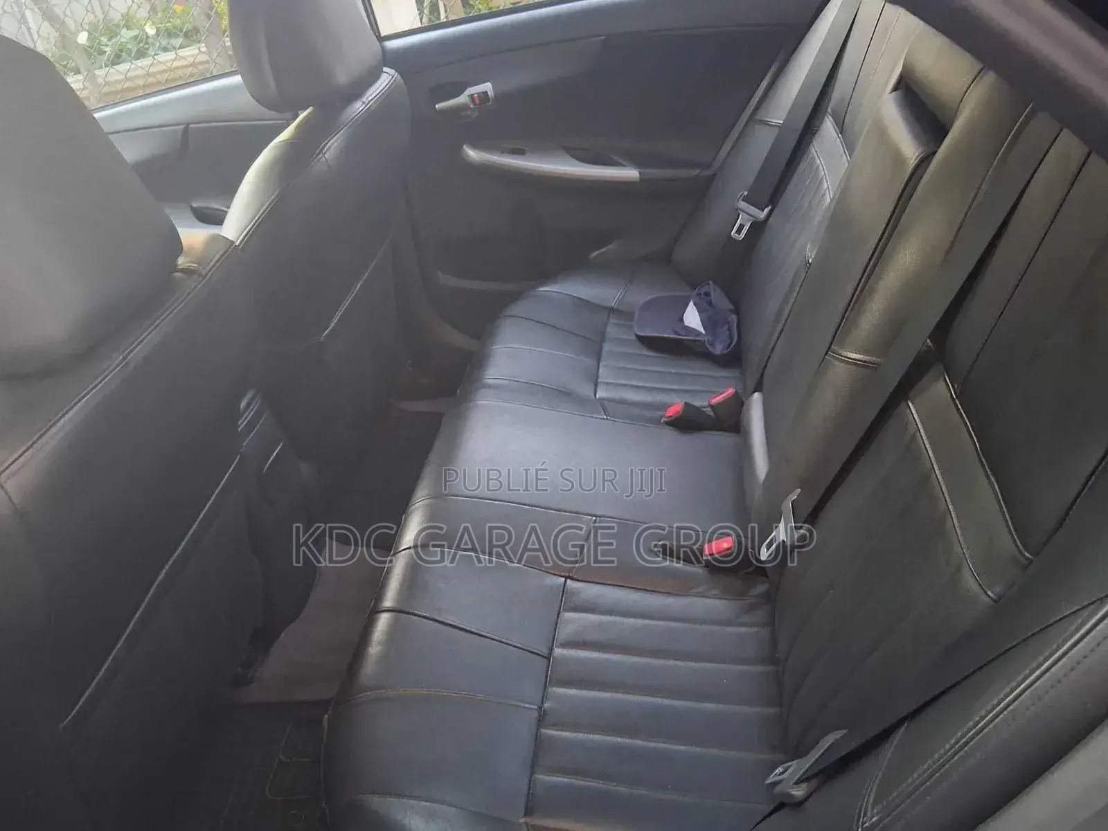 Toyota Corolla LE 4dr Sedan (1.8L 4cyl 4A) 2010 Noir