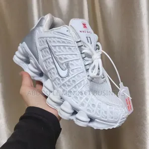 Nike Model Shox Disponible Noir Et Blanc