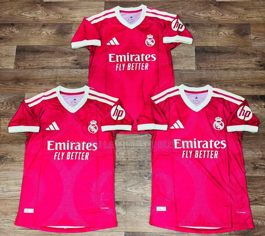 New Maillot Real Extérieur Disponible