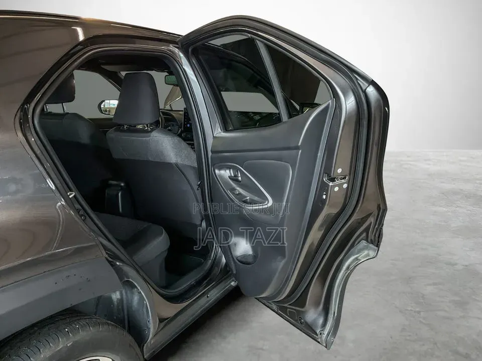 Nouveau Toyota Yaris Cross 2024 Gris