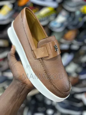Chaussures Gaya Homme Neuves Confortables